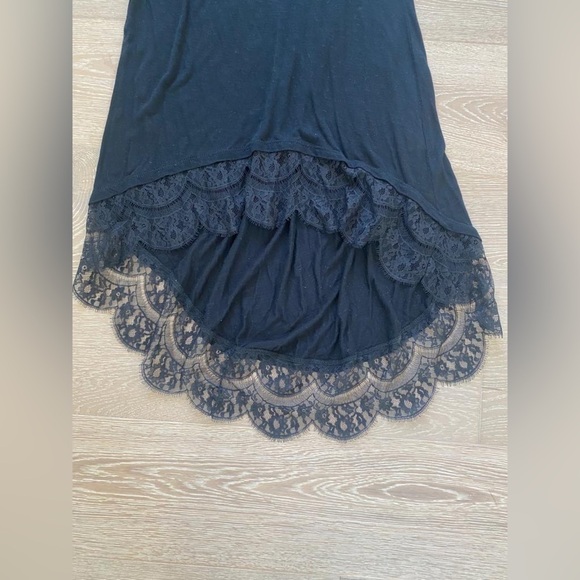 Emma & Sam high-low Black Lace dress - Picture 4 of 5